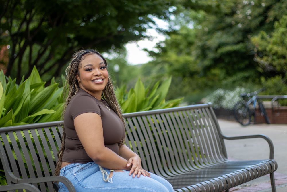 Lonyla Henton