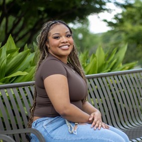 Lonyla Henton