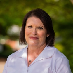 Carole Zugazaga