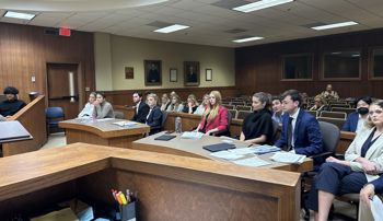 Legal Communication students in mock trial at the Lee County courthouse
