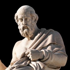A statue of Plato