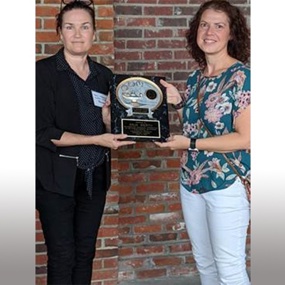 Traci O'Brien, left and Anja Werth, right