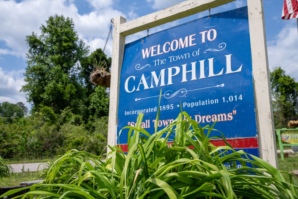 Welcome to Camp Hill sign
