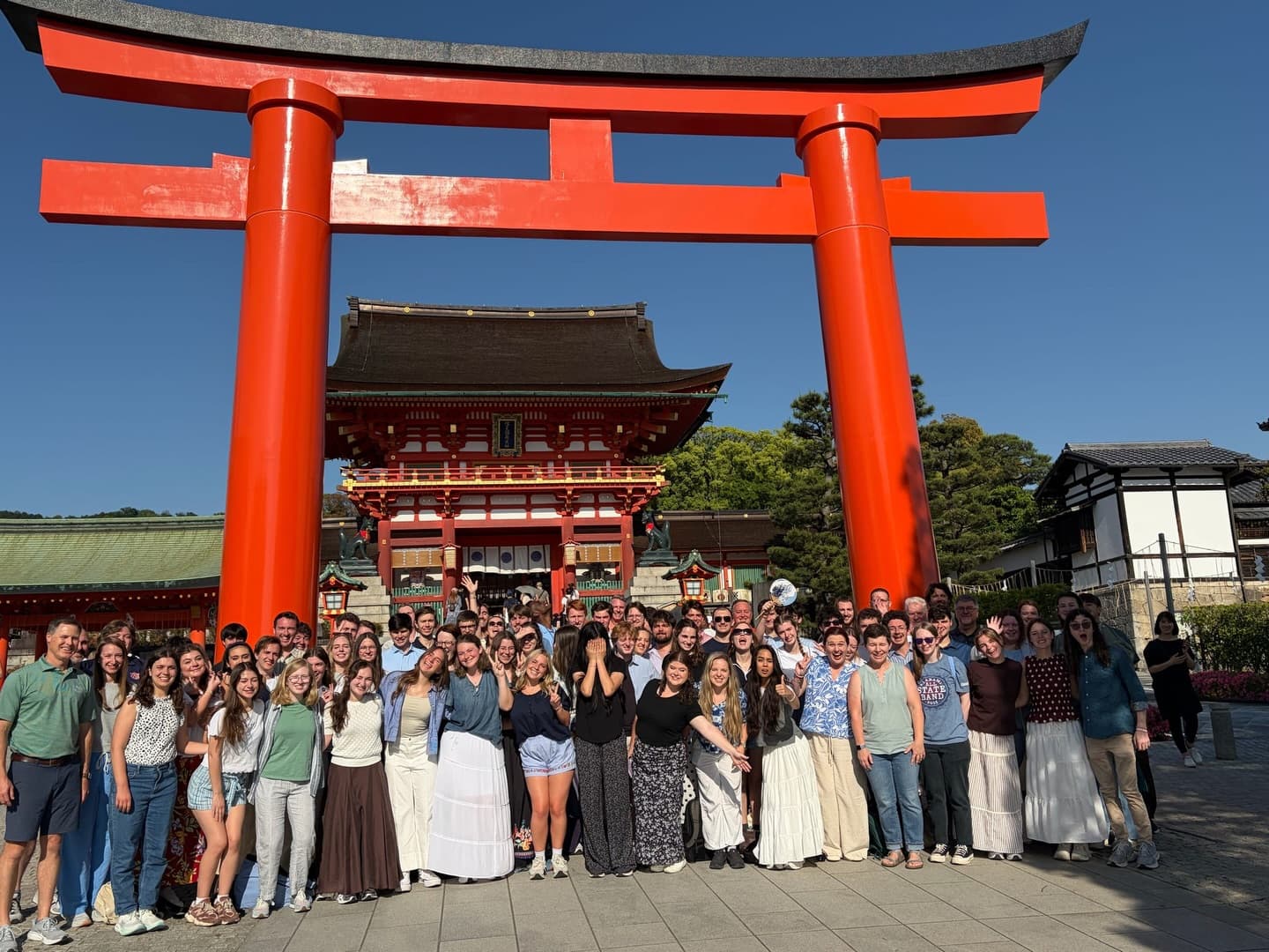 邦楽 ENSEMBLE Symphonic Winds explores music and connection in Japan - College