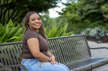 Lonyla Henton