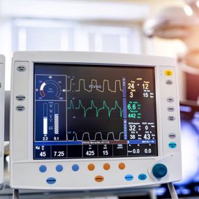 Screen showing several medical diagnostic reports in a hospital