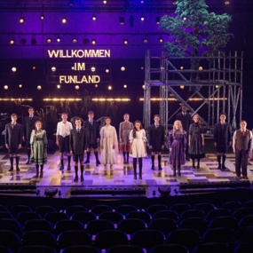 Cast of Spring Awakening on stage